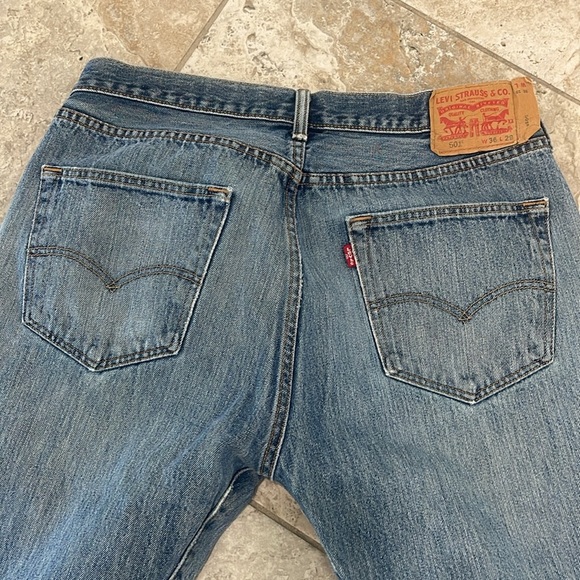 501 blue denim jeans button fly distressed straight leg jeans 36 x 28 - Picture 6 of 15